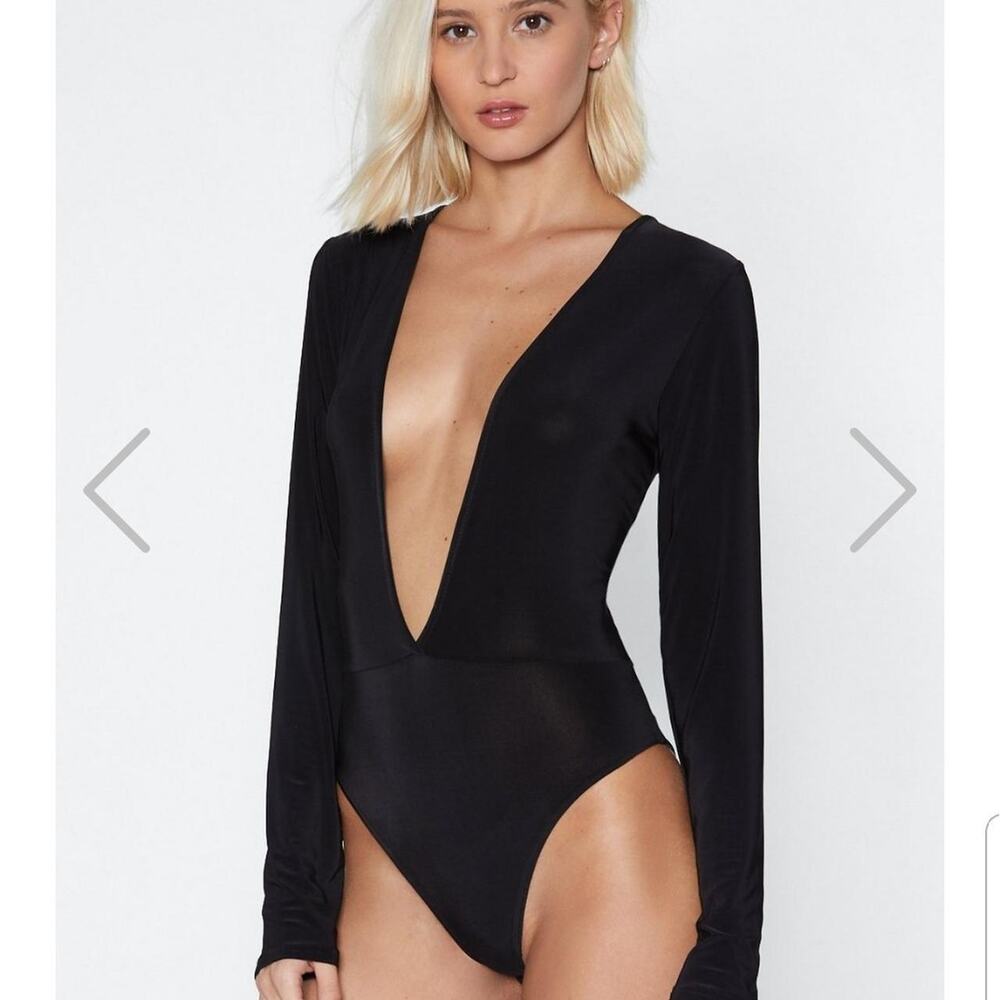 Nasty gal black bodysuit size 4
